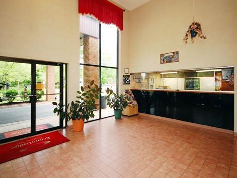 Lodge Econo Andrews Afb *